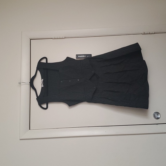 Madden Girl Dresses & Skirts - *NWT* Madden Girl Black Pinstripe Mini Dress